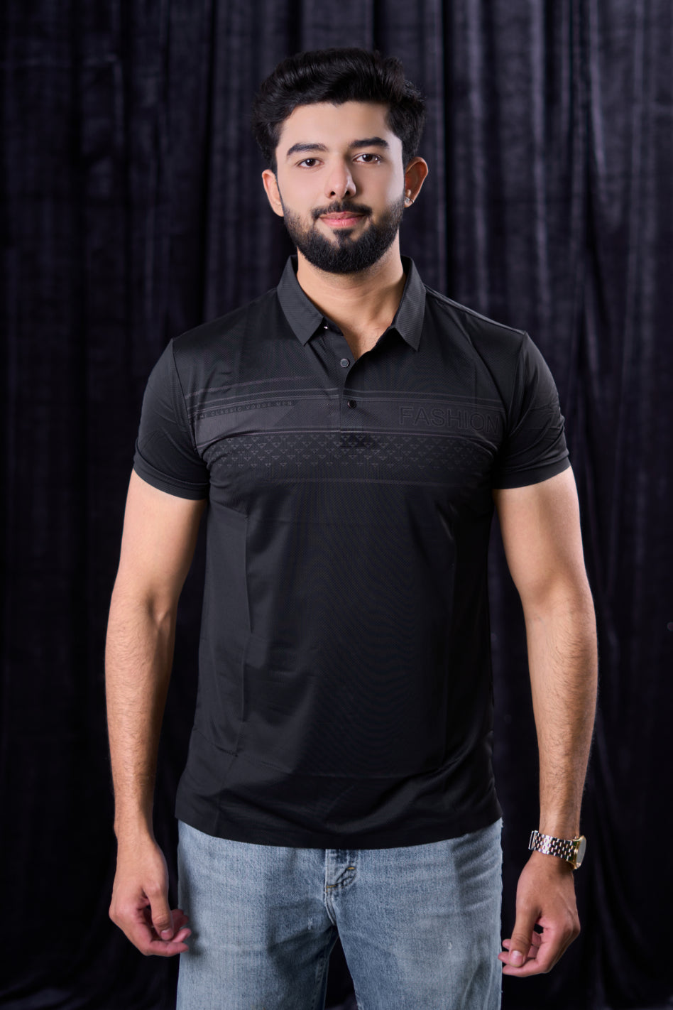 Class 105-8809 (Shiny Black)